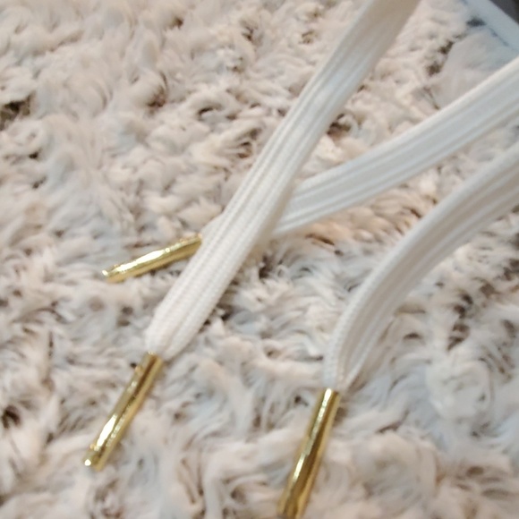 SOLD MICHAEL Michael Kors Sneakers - Picture 7 of 8